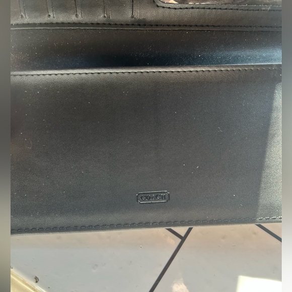 Coach Wallet - Picture 4 of 5